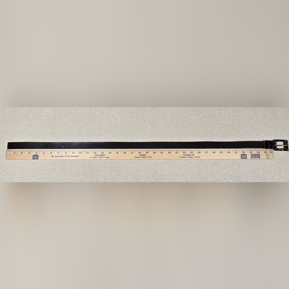 Ann Taylor Black Leather Belt Tortoise Buckle Size M Made in Italy - Picture 8 of 8